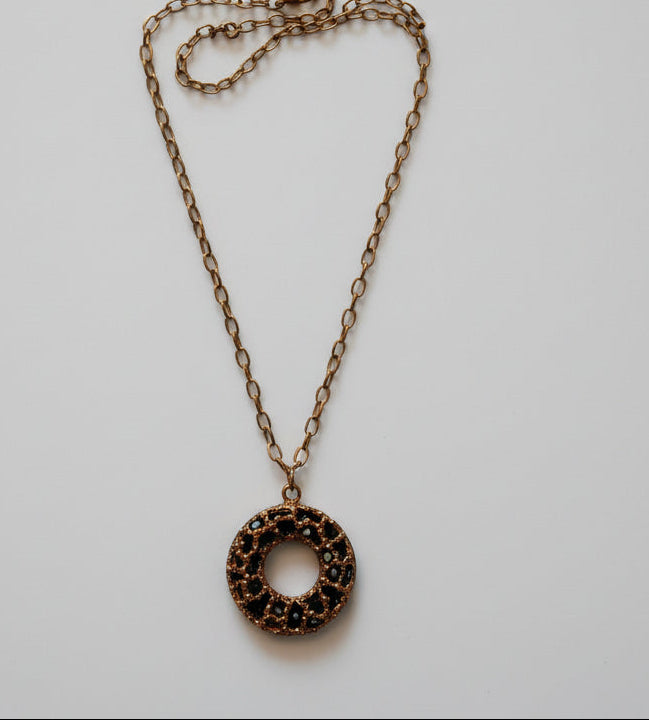 Necklace - Circle Pendant