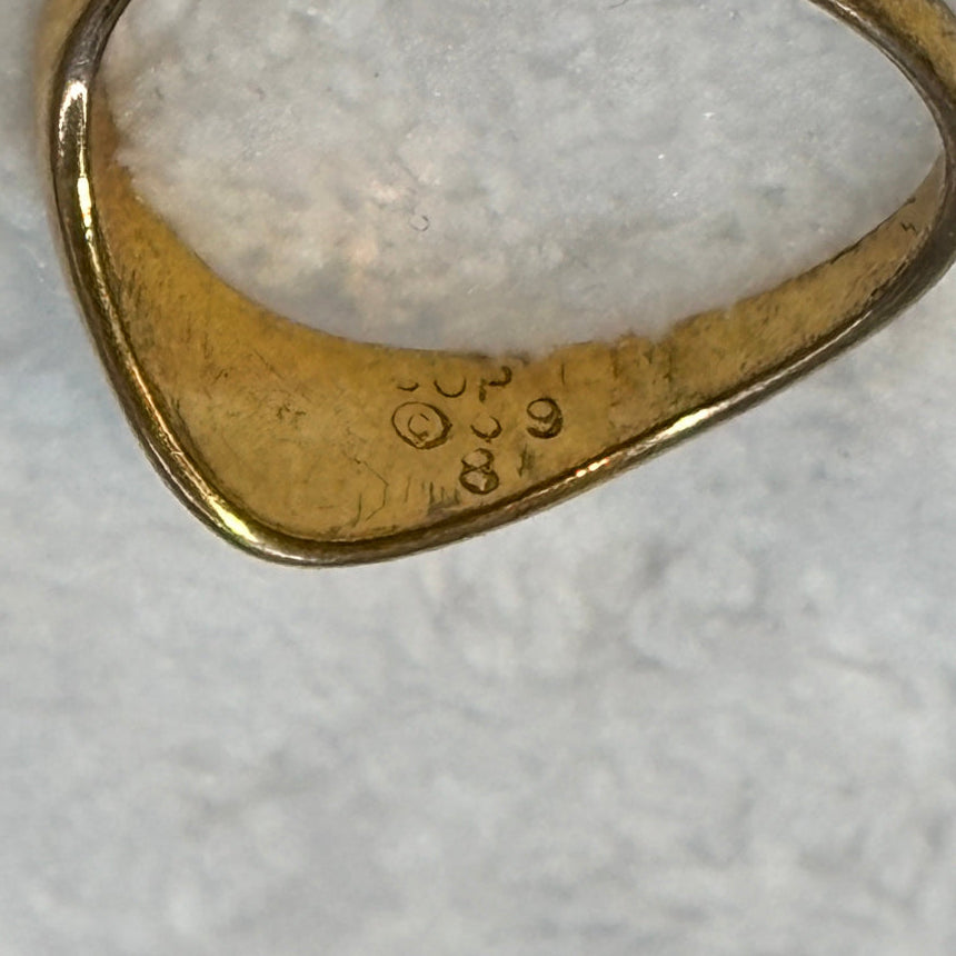 Ring - Vintage - Gold Tone - Southwestern - Inlay Turquoise and Black Onyx - Size 8