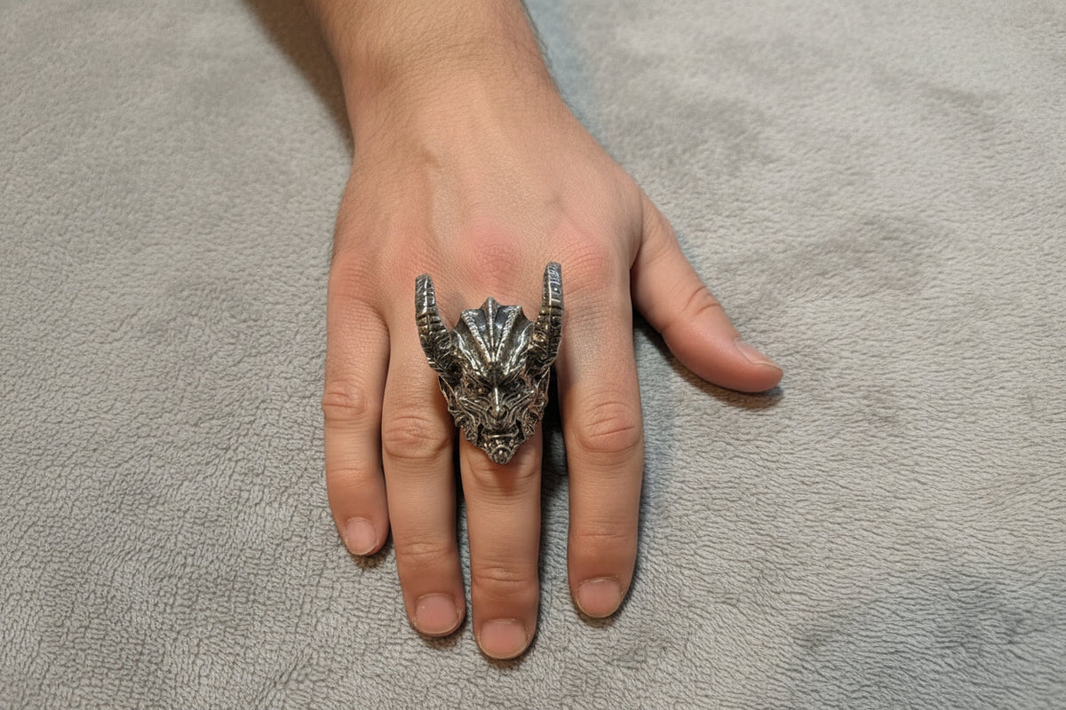 Ring - Gothic Demon Horned - Antique Silver - Size 12.5