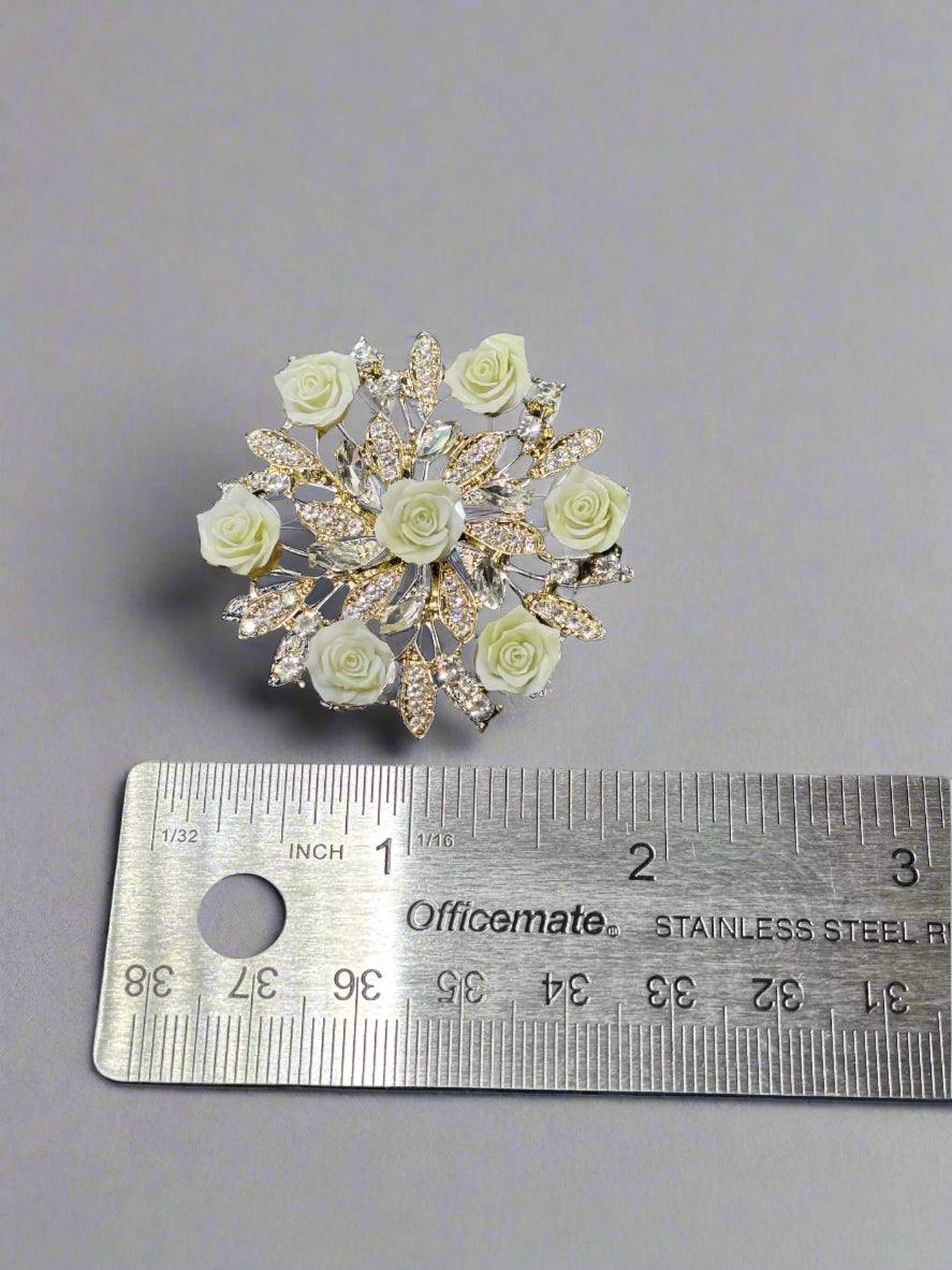 Brooch - Floral Roses Design