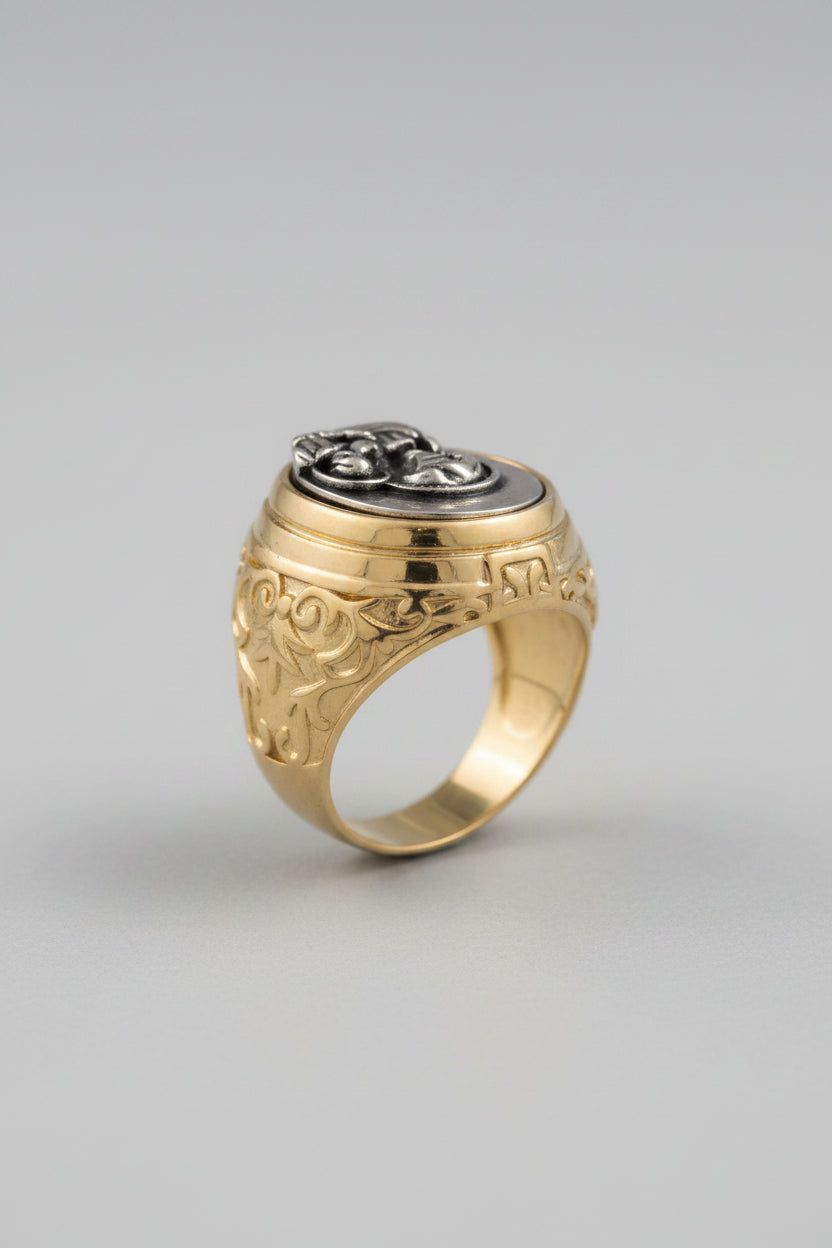 Ring - Gold Tone - Virgin Mary and Child - Signet