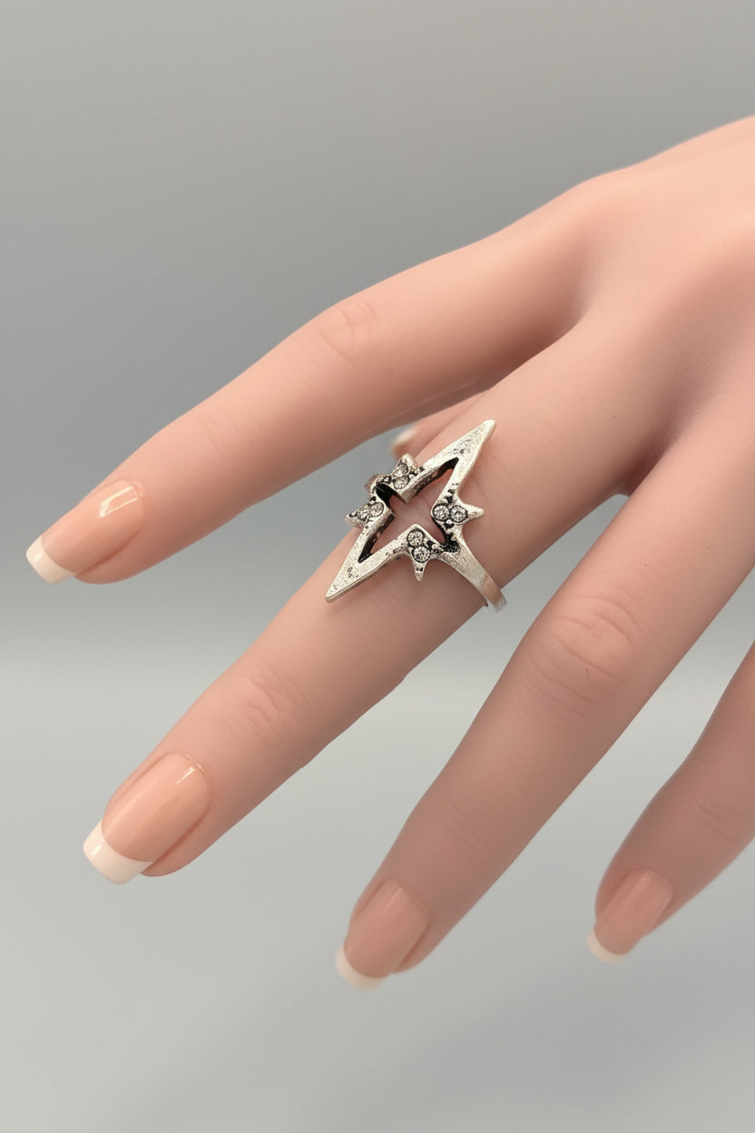 Ring - Silvertone Celestial Star Ring - Size 5.5