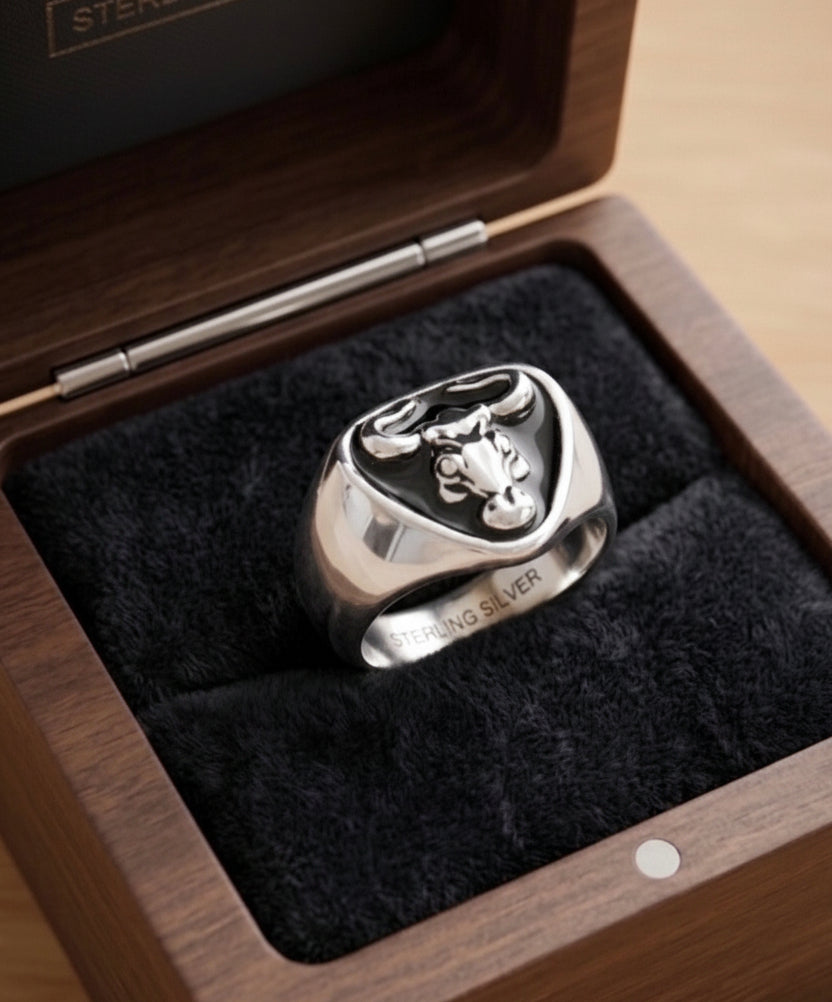 Ring - Silvertone Open Ended Taurus Zodiac Signet Ring - Size 8.5