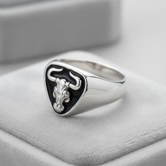 Ring - Silvertone Open Ended Taurus Zodiac Signet Ring - Size 8.5