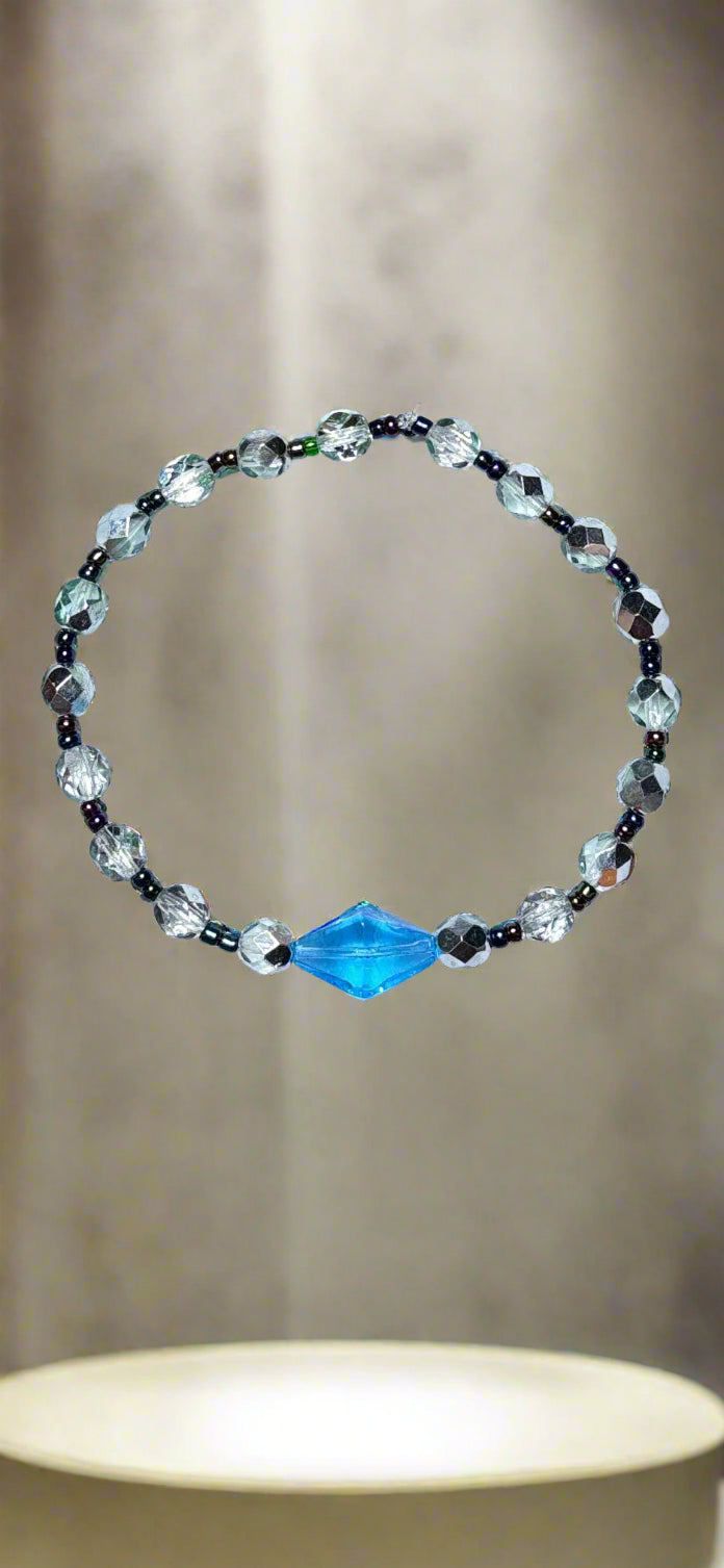 Handmade - Blue Sea Luster - Elastic Band Bracelet