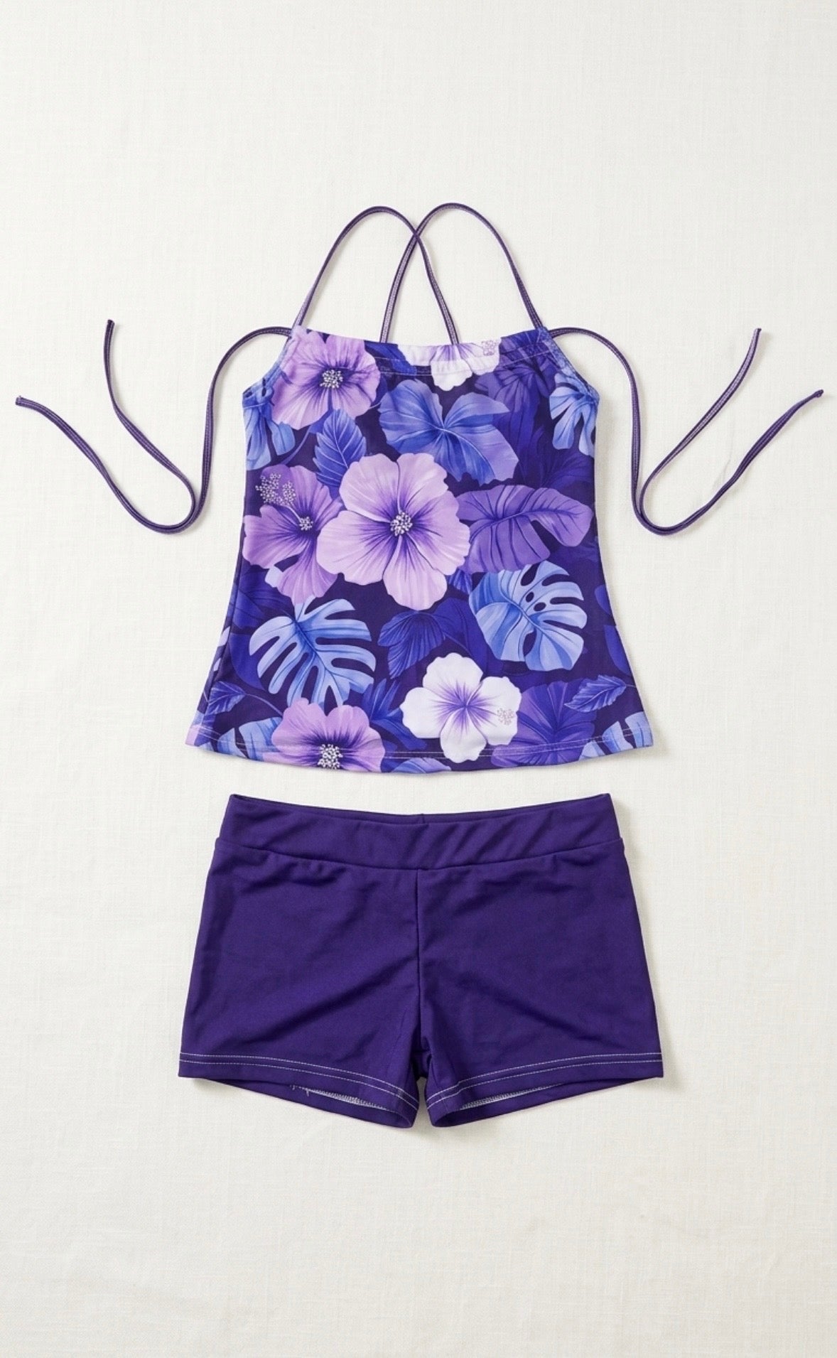 Unbranded - Two Piece Women's Tankini with Shorts - Small