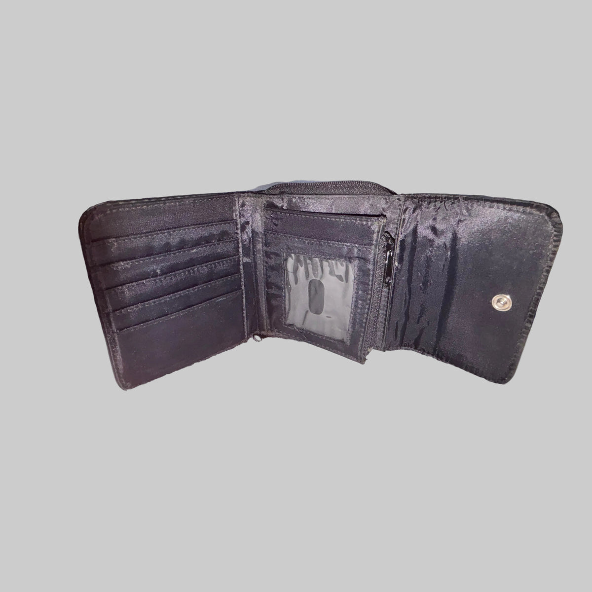 Wallet - Alternative - Punk - Goth - Black Studded - Tri-Fold - with Zip Pockets