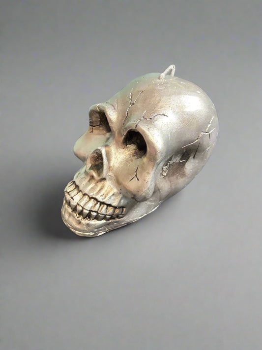 Halloween - Silver Skull Candle that Bleeds