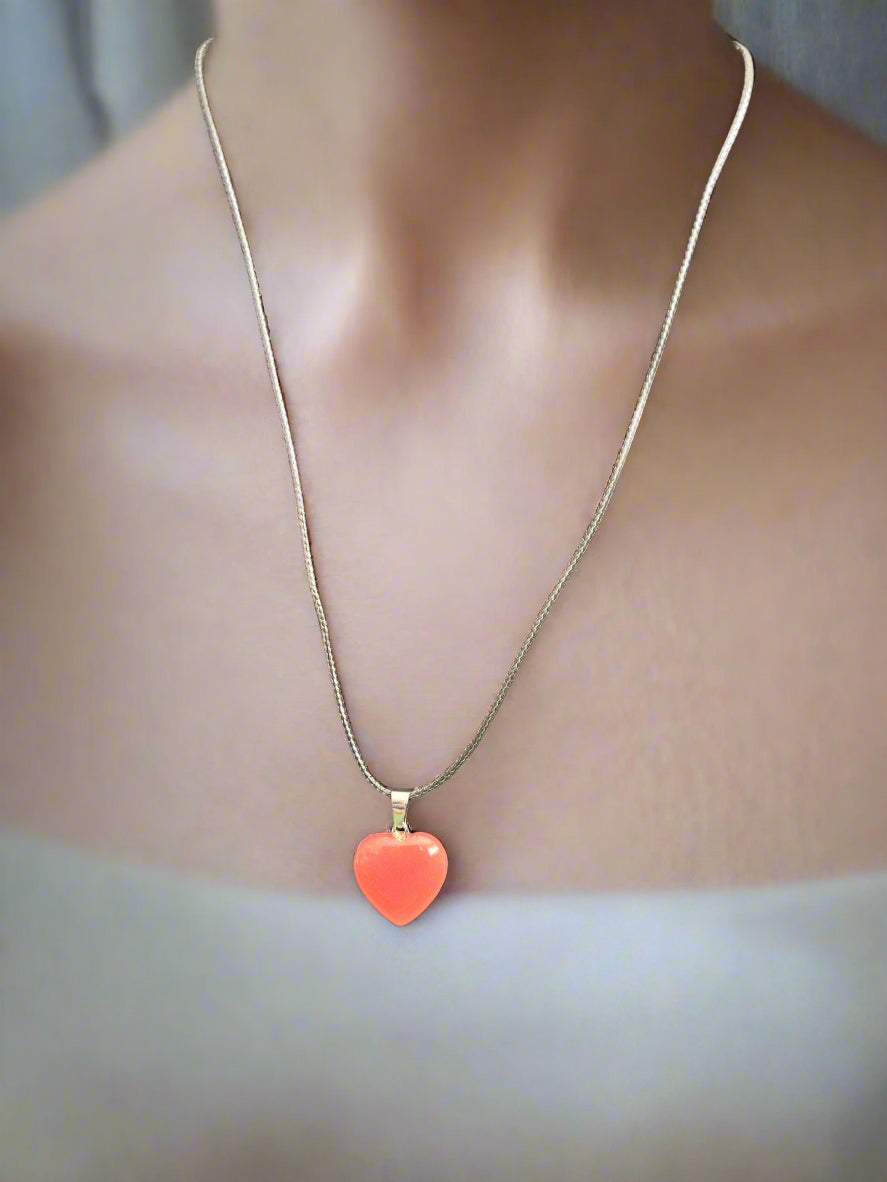 Necklace - Luminous Heart Shaped Crystal
