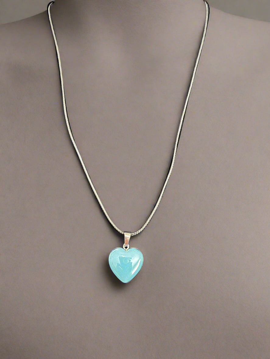 Necklace - Luminous Heart Shaped Crystal