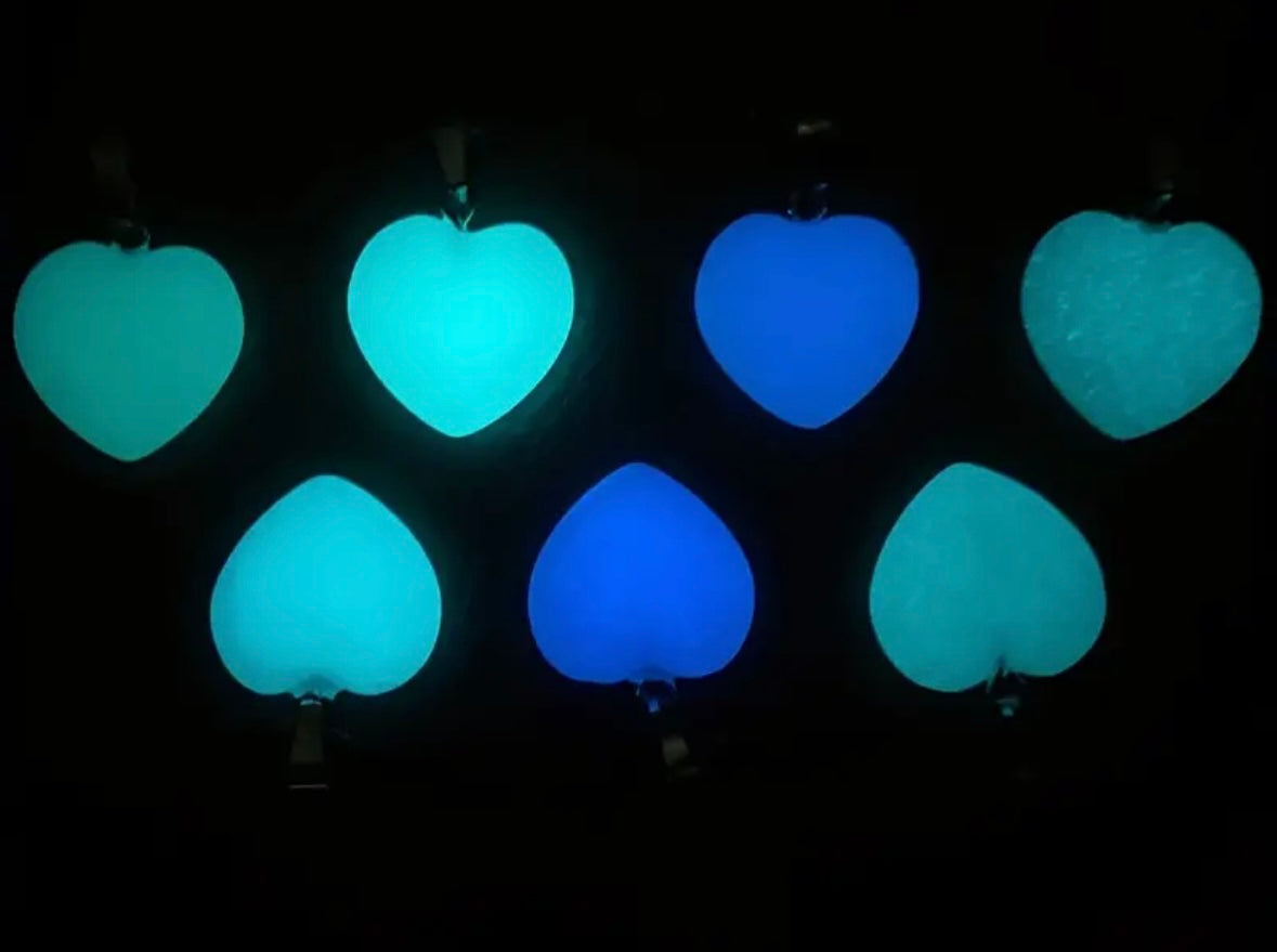 Necklace - Luminous Heart Shaped Crystal