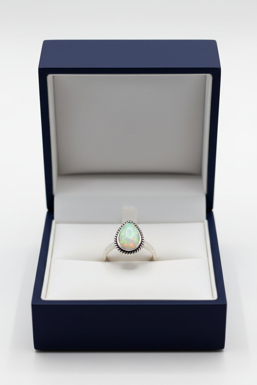 Ring - Vintage Style - Teardrop Opal in Sterling Silver - Size 6