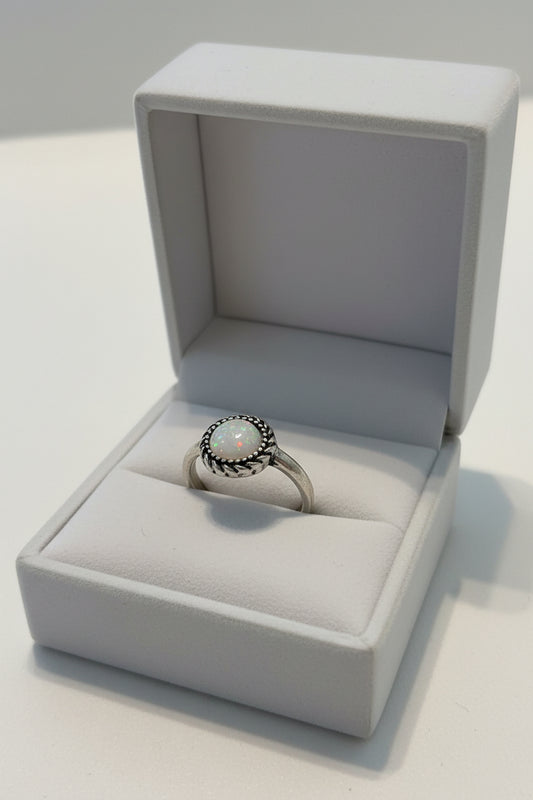 Ring - Southwestern Sterling Silver Small White Lab Opal with Braid - Size 7.5