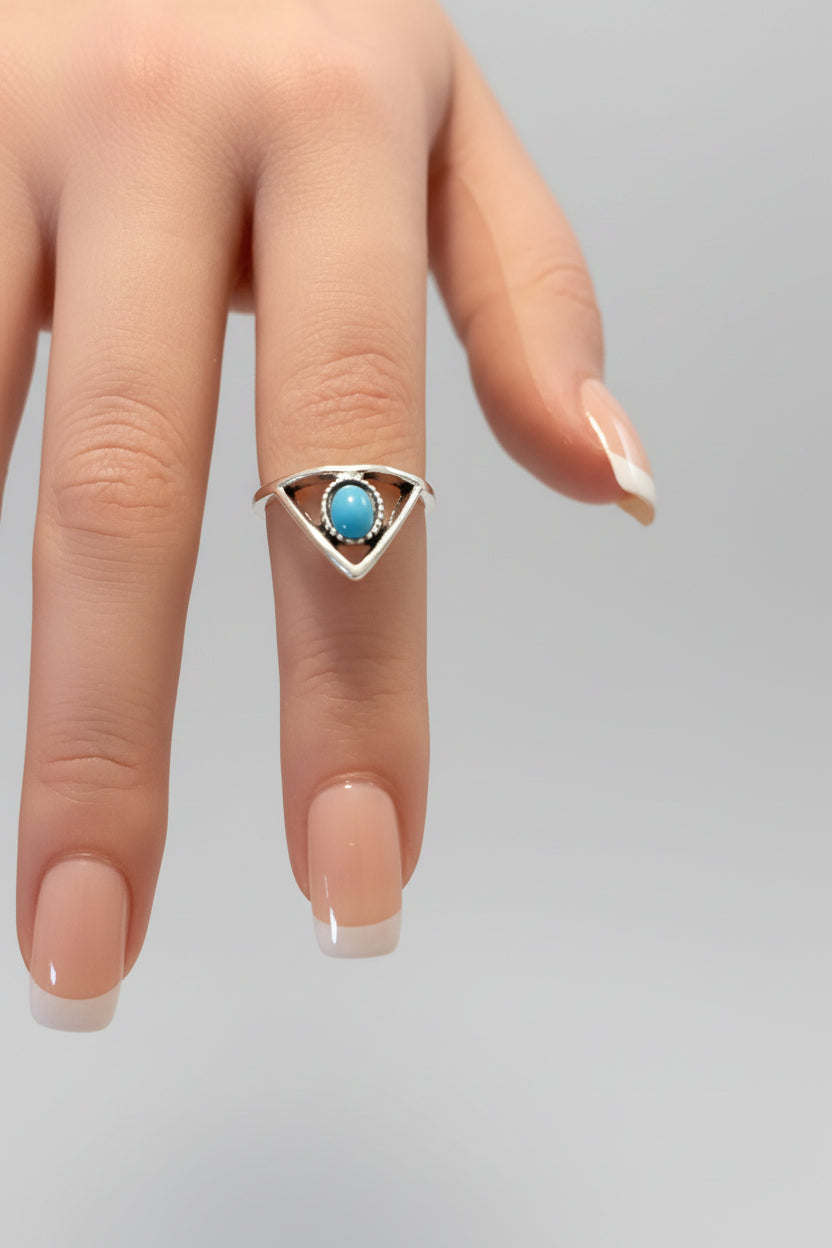 Ring - Sterling Silver - Blue Turquoise - Triangle Design - Size 5