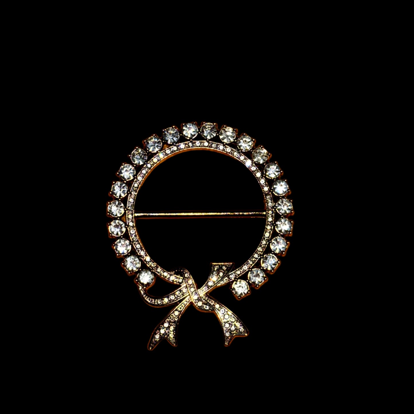 Scarf/ Shirt Buckle - Rhinestone Wreath