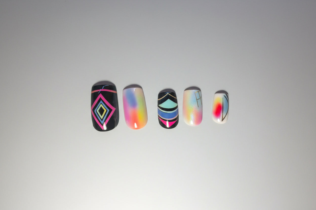 Press on Nails - Geometric with a Pop of Pastels - #1005 - incl. FREE Mystery Bracelet