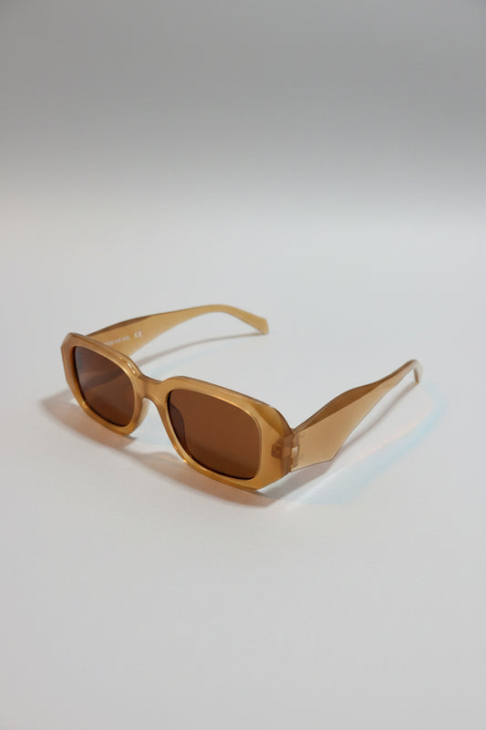 Sunglasses - Retro Rectangular - Translucent Carmel Brown