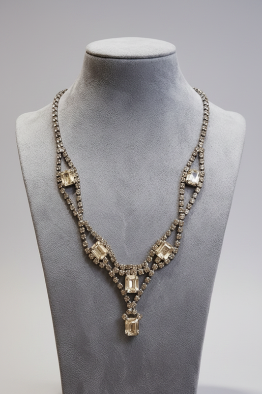 Necklace - 1940's Vintage Rhinestone Choker - Hook Clasp Closure