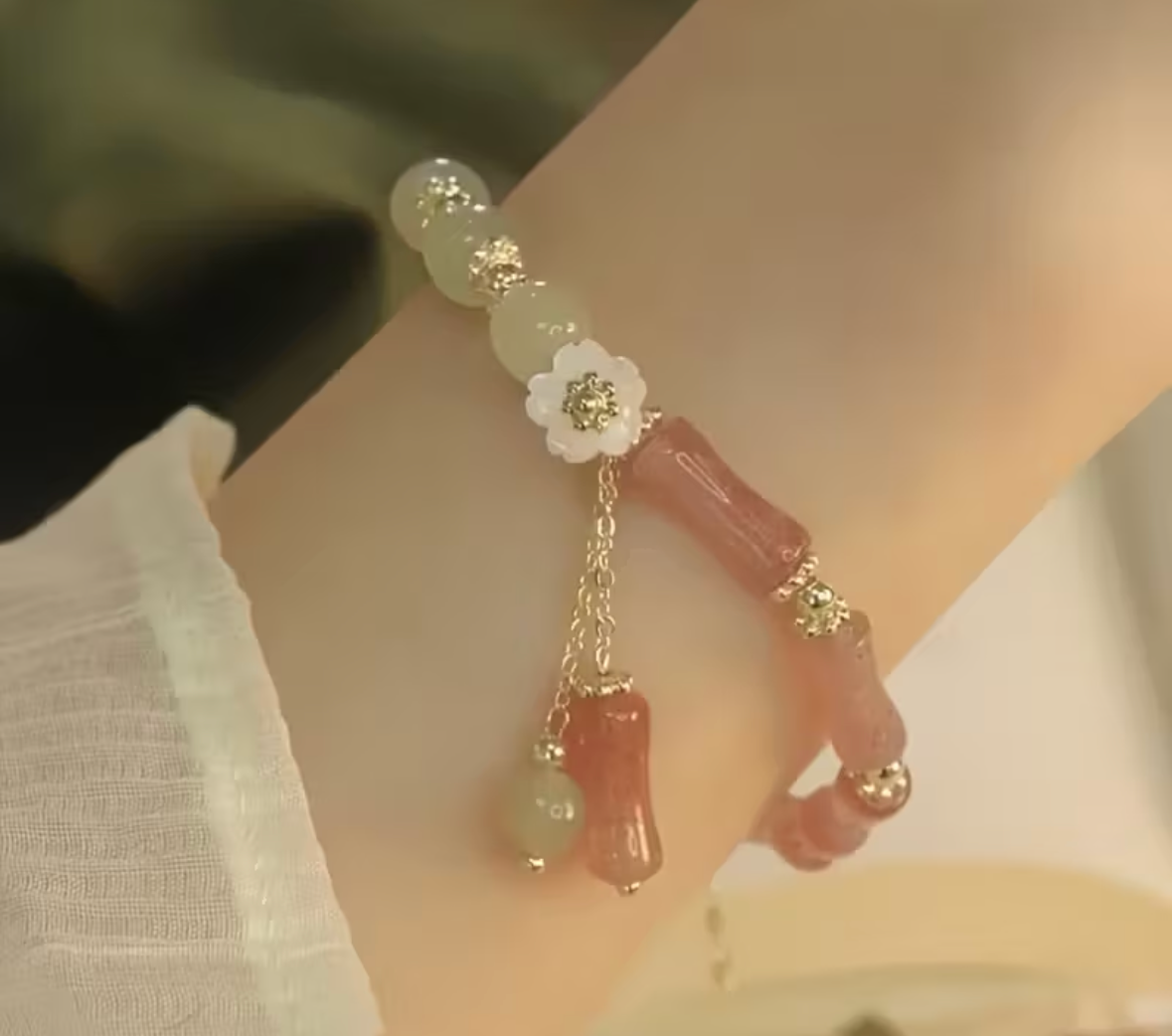 Bracelet - Floral Jade Vintage Style