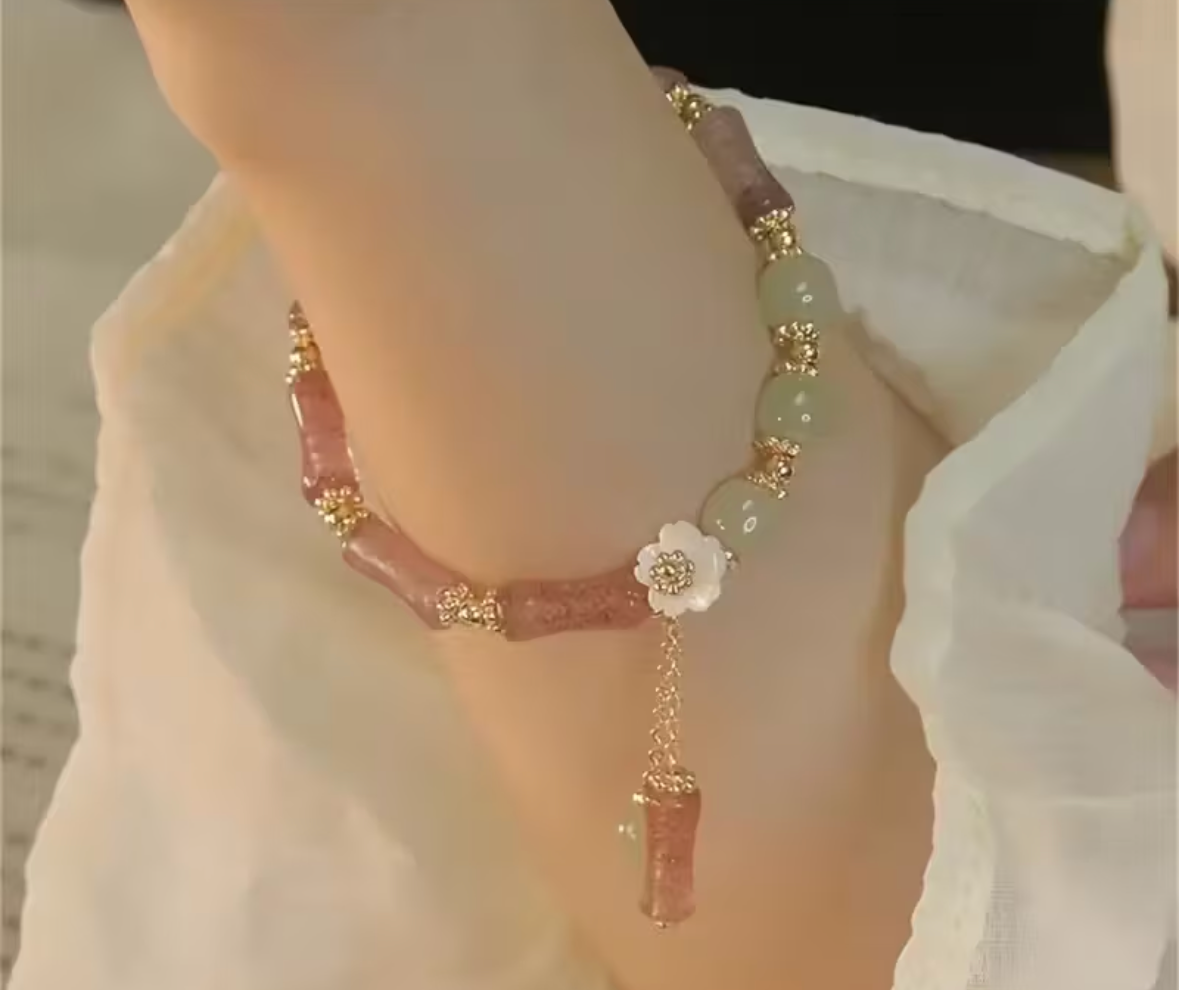 Bracelet - Floral Jade Vintage Style