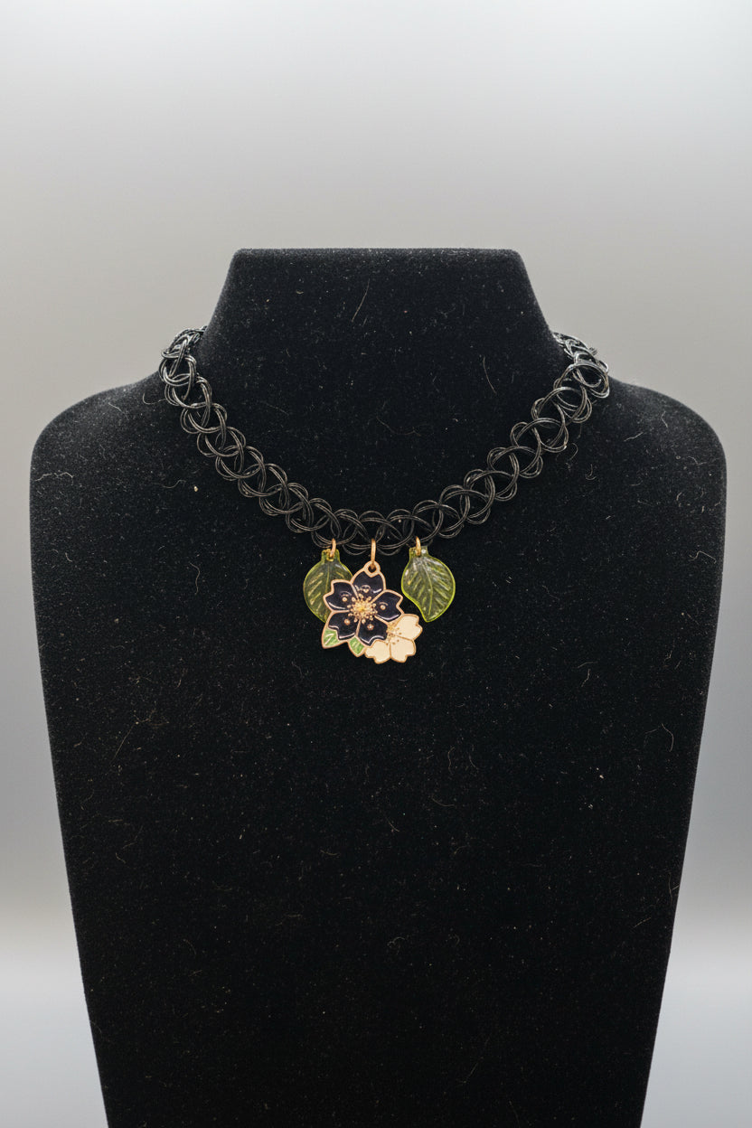 Necklace - 90s Style - Black Elastic Tattoo Choker with Floral Pendant - #1055