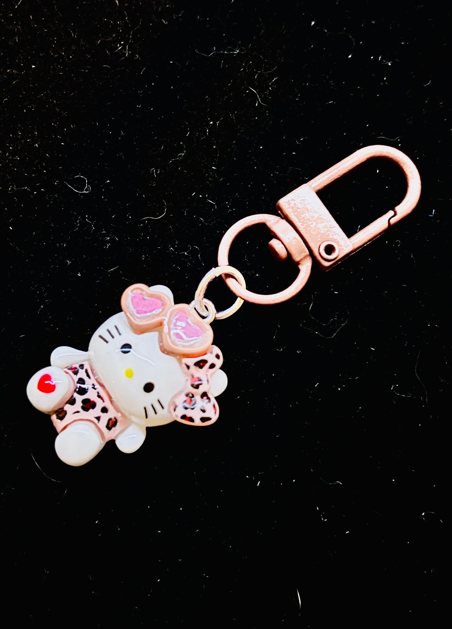 Keychain - Zipper Pull Charm - Hello Kitty with Leopard Outfit - Bag Charm - #1064