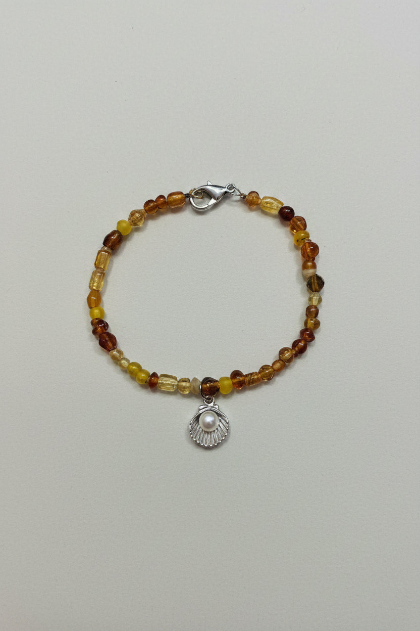 Bracelet - Baltic Amber Beaded - Silver Tone Shell Charm with Faux Pearl