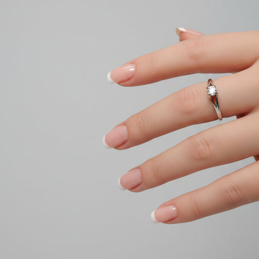 Ring - Silver Tone - Solitaire - Cubic Zirconia - Size 5.5