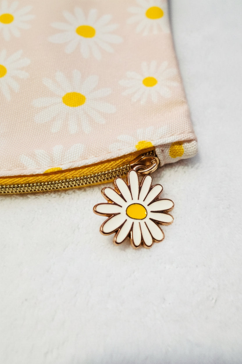 Makeup Bag - Glam Bag - IPSY - 2022 April - Keep Growing