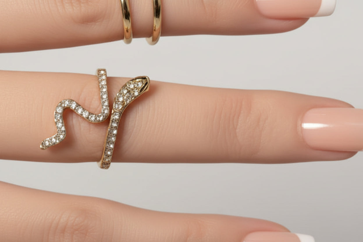 Ring - Serpent Rhinestone Snake - Size 8 - #1051