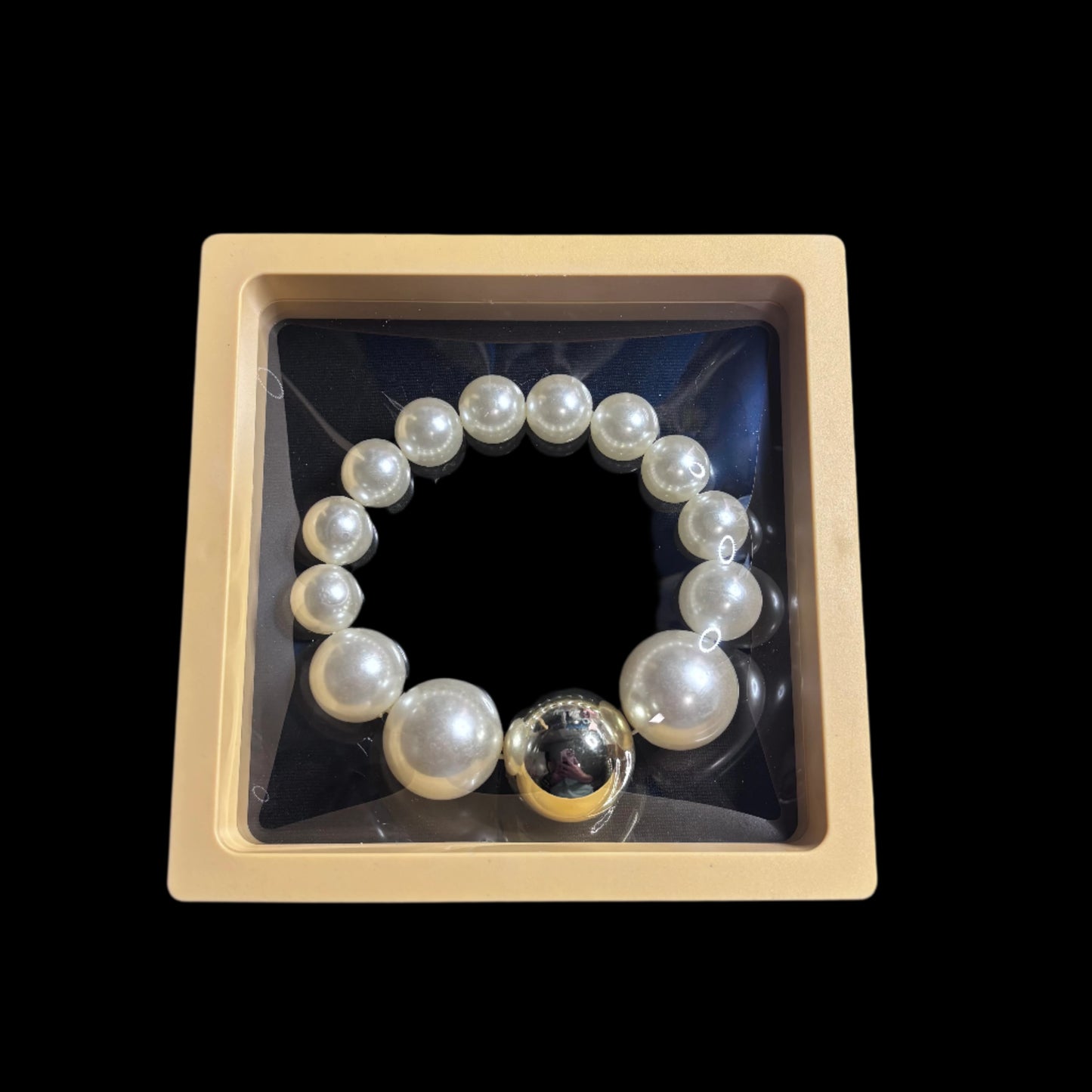 Bracelet - Chunky Faux Pearls