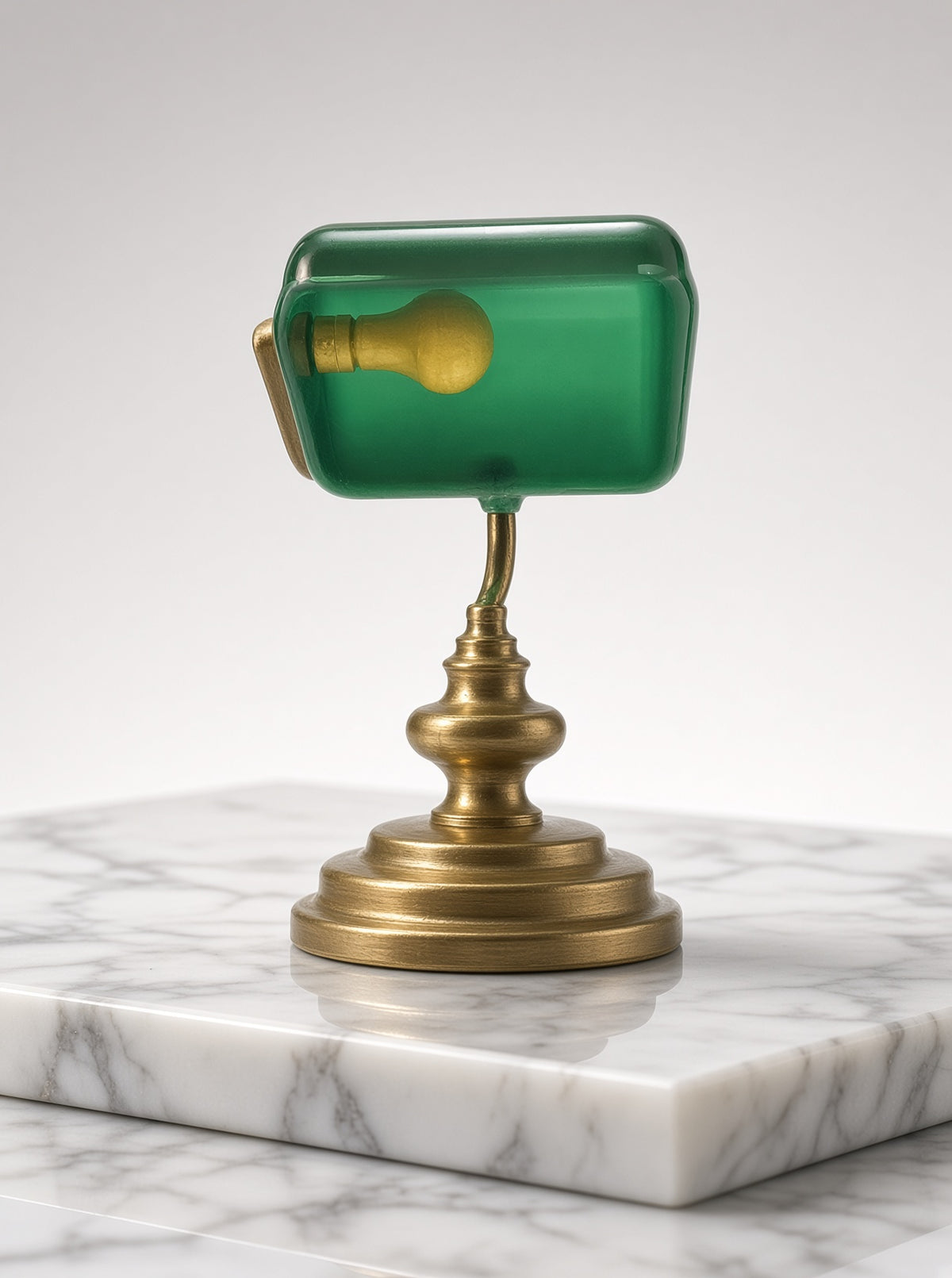 Mini Brands - ZURU - Banker's Desk Lamp - Book Series 2 Collection