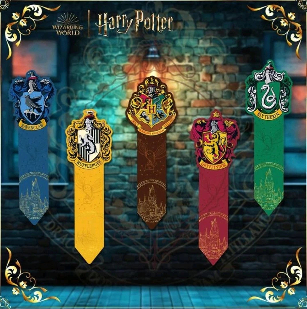 Bookmark - Hogwarts - with Harry Potter - House Crest Collection - Set of 5