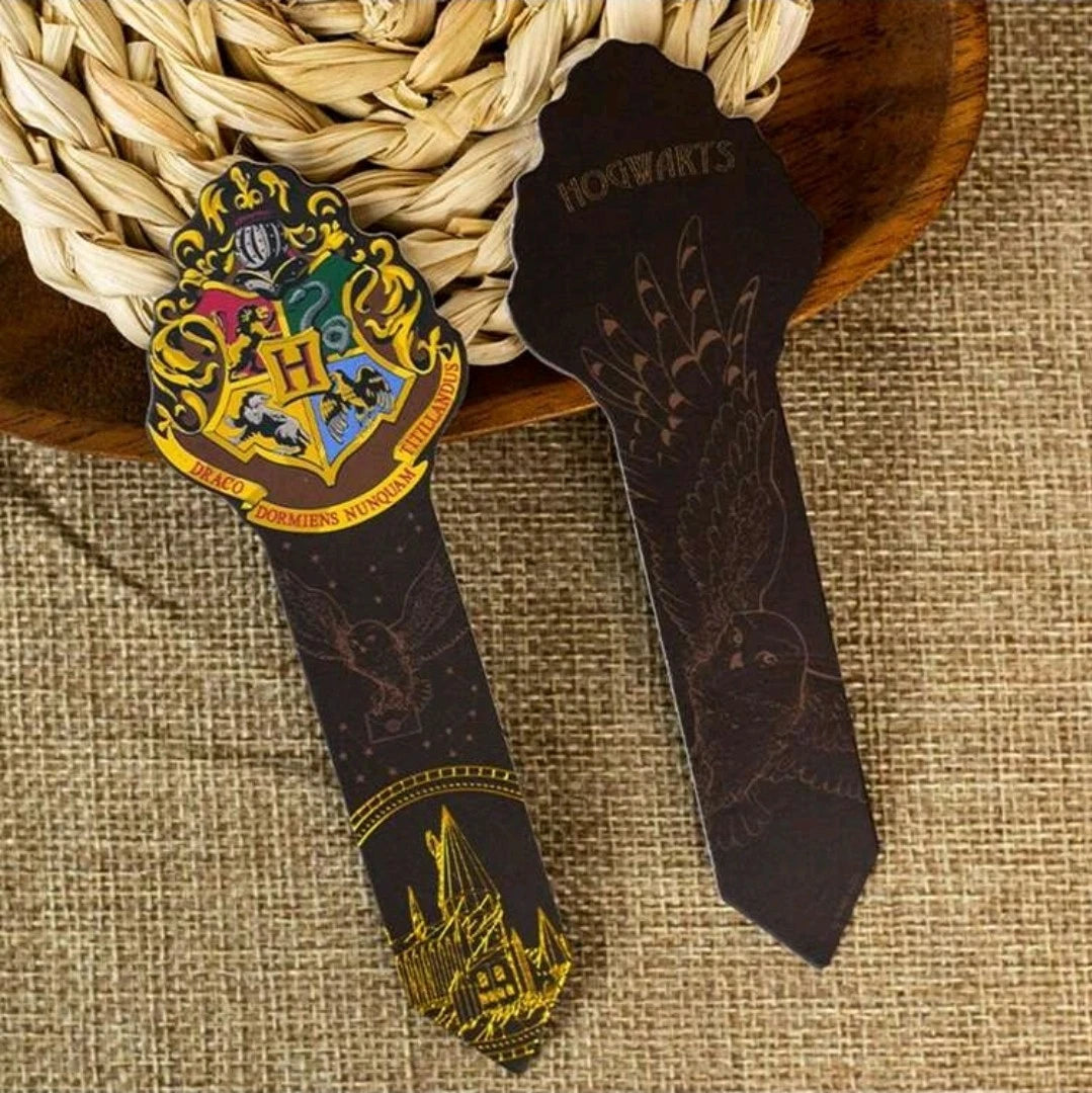 Bookmark - Hogwarts - with Harry Potter - House Crest Collection - Set of 5