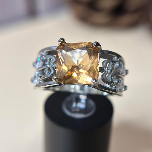 Ring - Size 7 - Fashion Cocktail Citrine