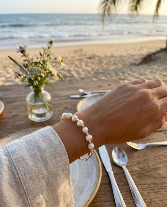 Vintage - Sterling Silver Freshwater Pearl Station Bracelet