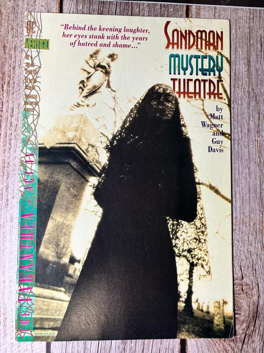 Comic Book - Sandman Theatre #4  DC/Vertigo