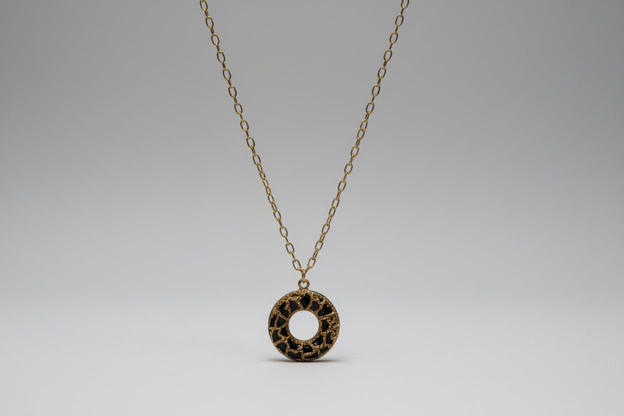 Necklace - Circle Pendant