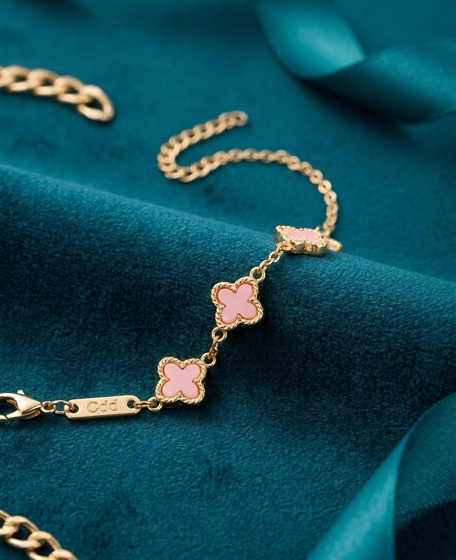 Bracelet - Gold Tone Clover - Pink or White