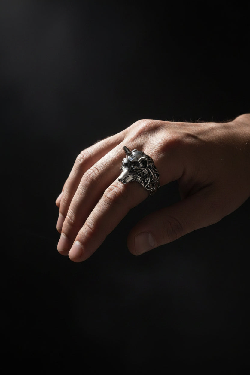 Ring - Silver Tone Wolf Head - Size 12.5 - #1062