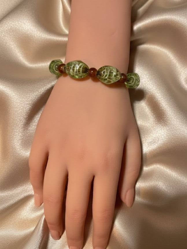 Handmade - Chunky Stretch Green Glass Beaded Bracelet - #1047