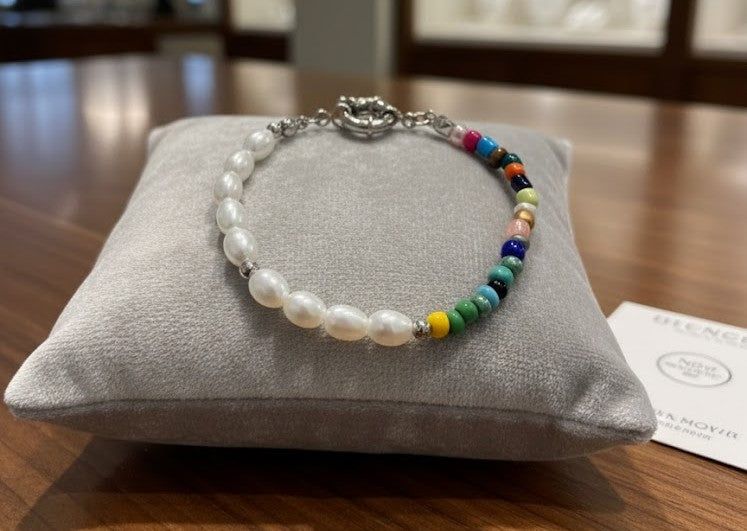 Faux Pearl Fashion Bracelet with Rainbow Seed Beads