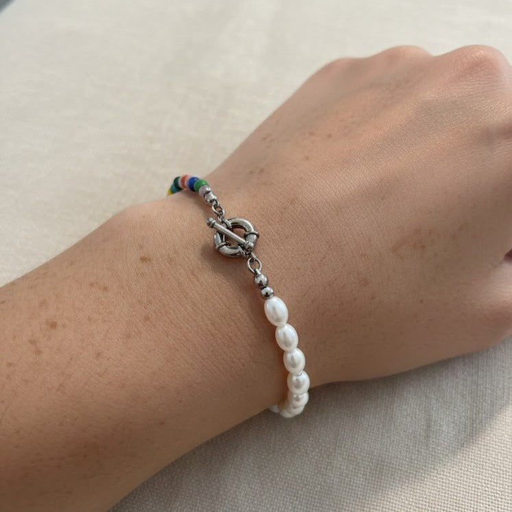 Faux Pearl Fashion Bracelet with Rainbow Seed Beads